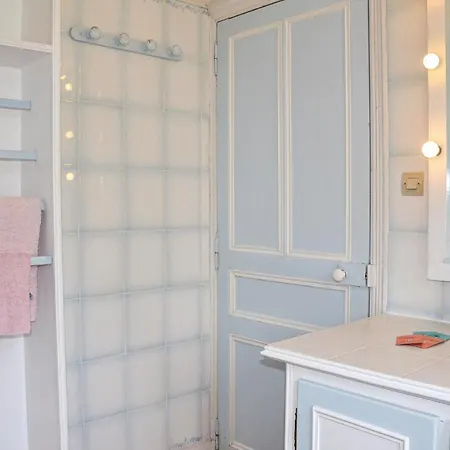 3 Bedroom Cozy In Holiday home Mouterre-Silly